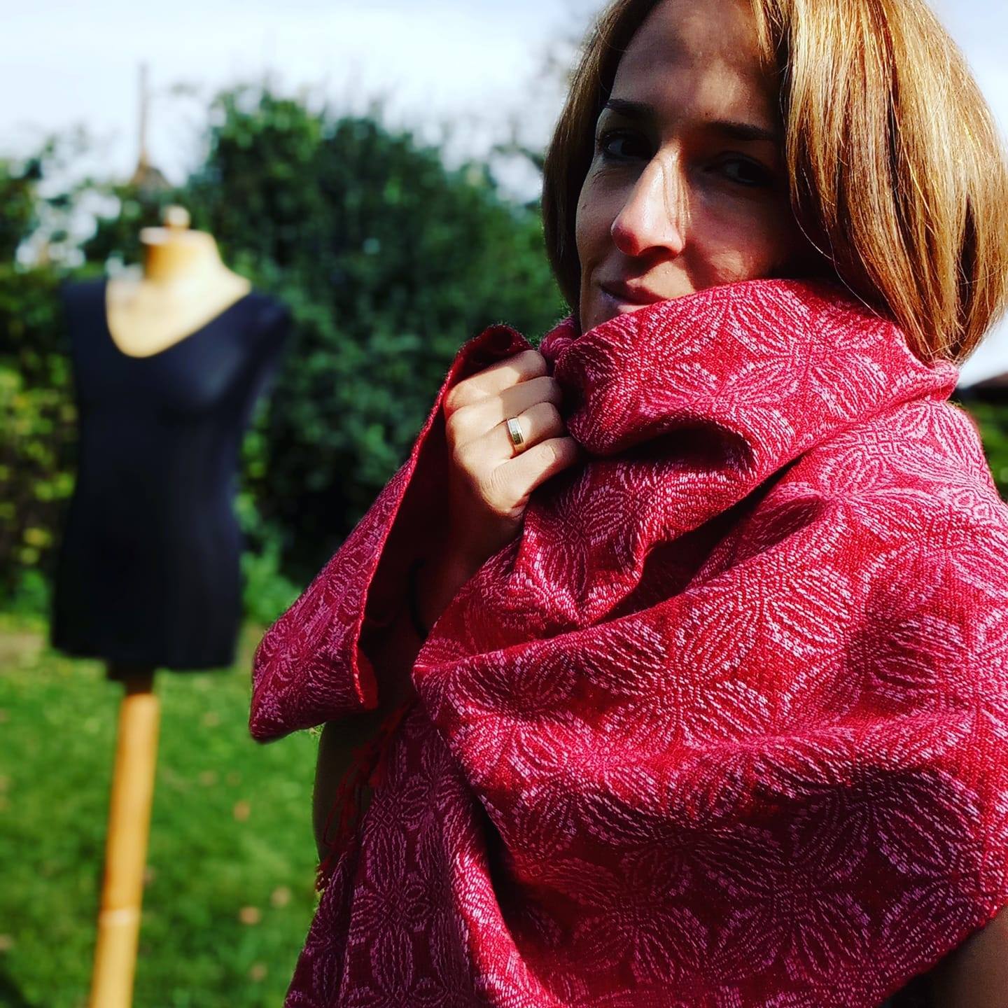 Lindra Handwoven