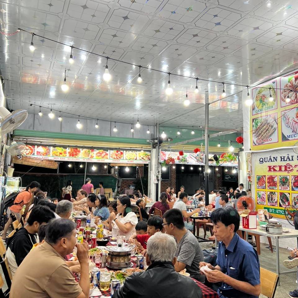 Quán Kiệt