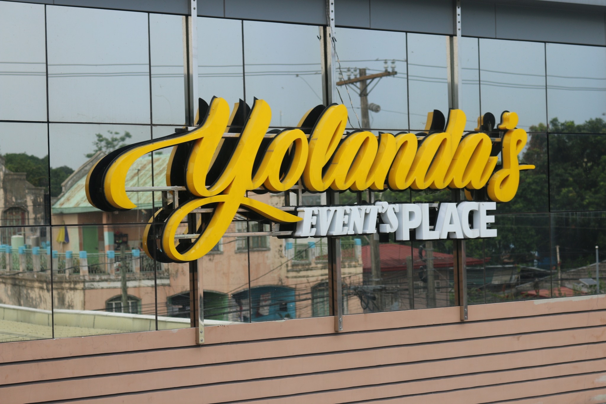 Yolanda's Events Place | Pandi