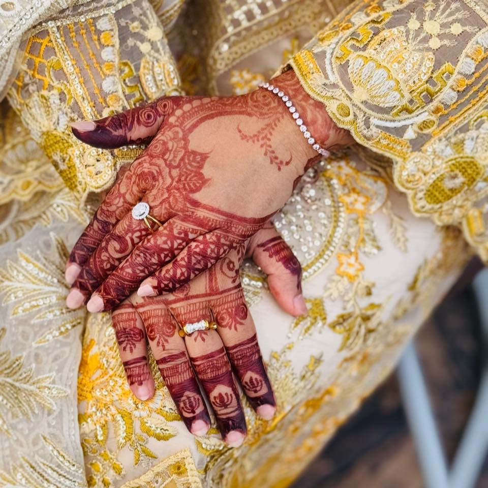 Henna Artista by layba