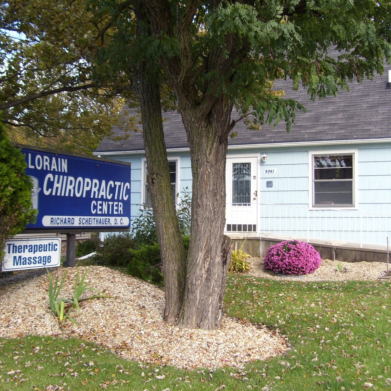 Lorain Chiropractic Center | Lorain OH