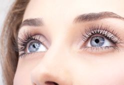 Stringz eyebrow threading | North Little Rock AR
