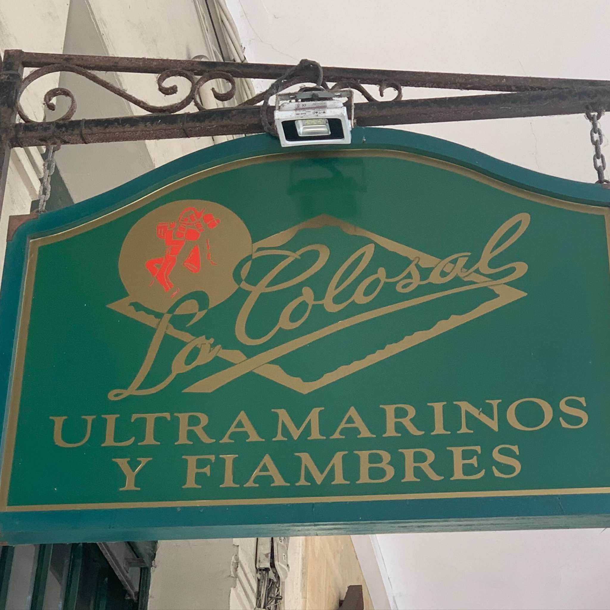 La Colosal Ultramarinos | Avilés
