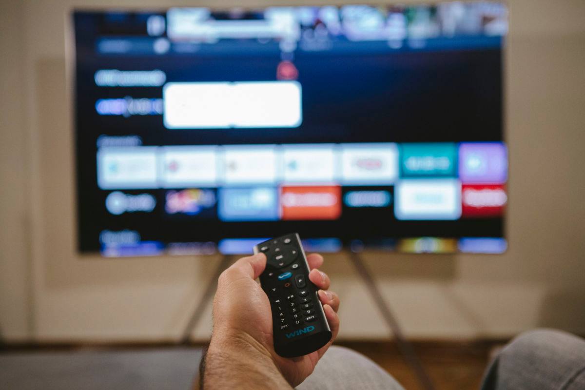 TV controls Gr