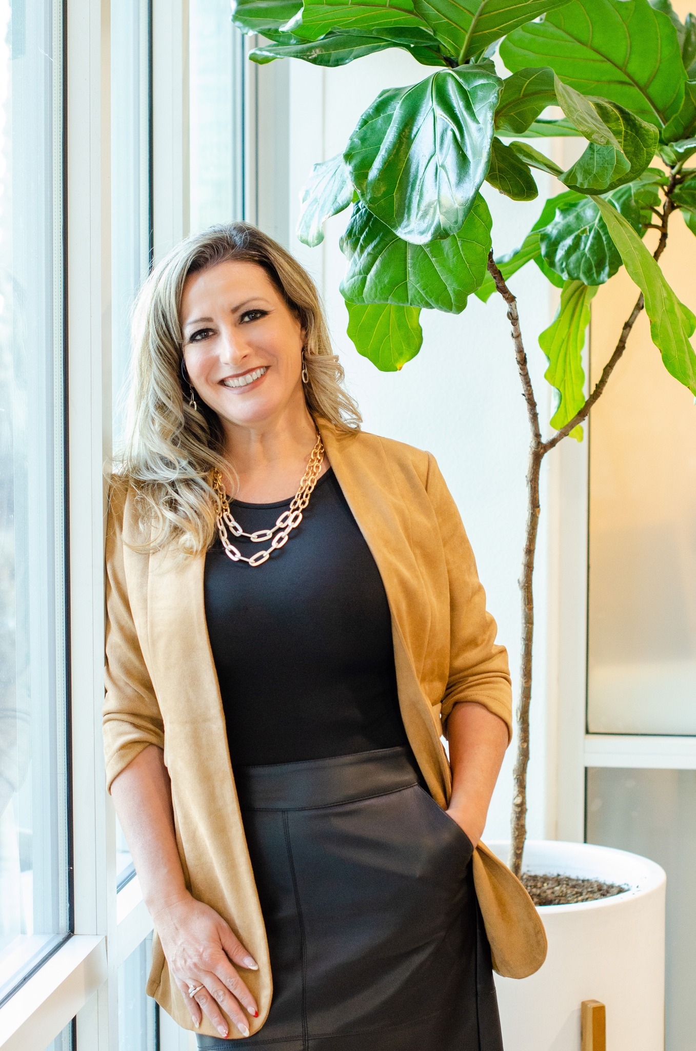 Sharlynn Roberts-S.0189621 Urban Nest - Real Broker | Las Vegas NV