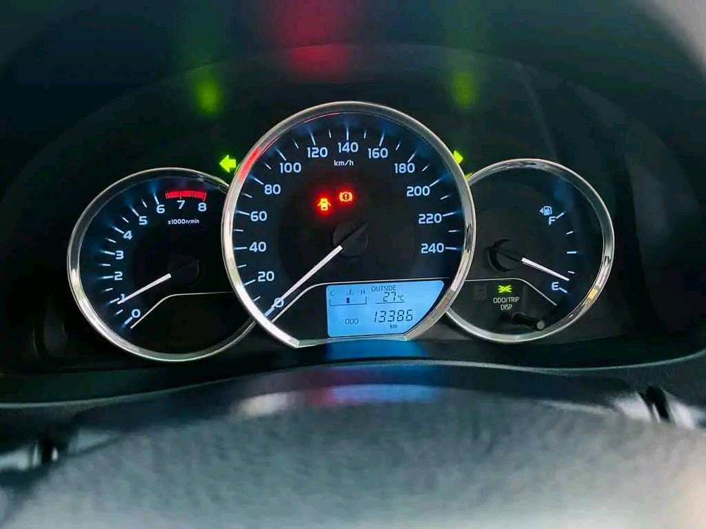 Car available for booking Hyderabad to Karachi and Karachi to Hyderabad