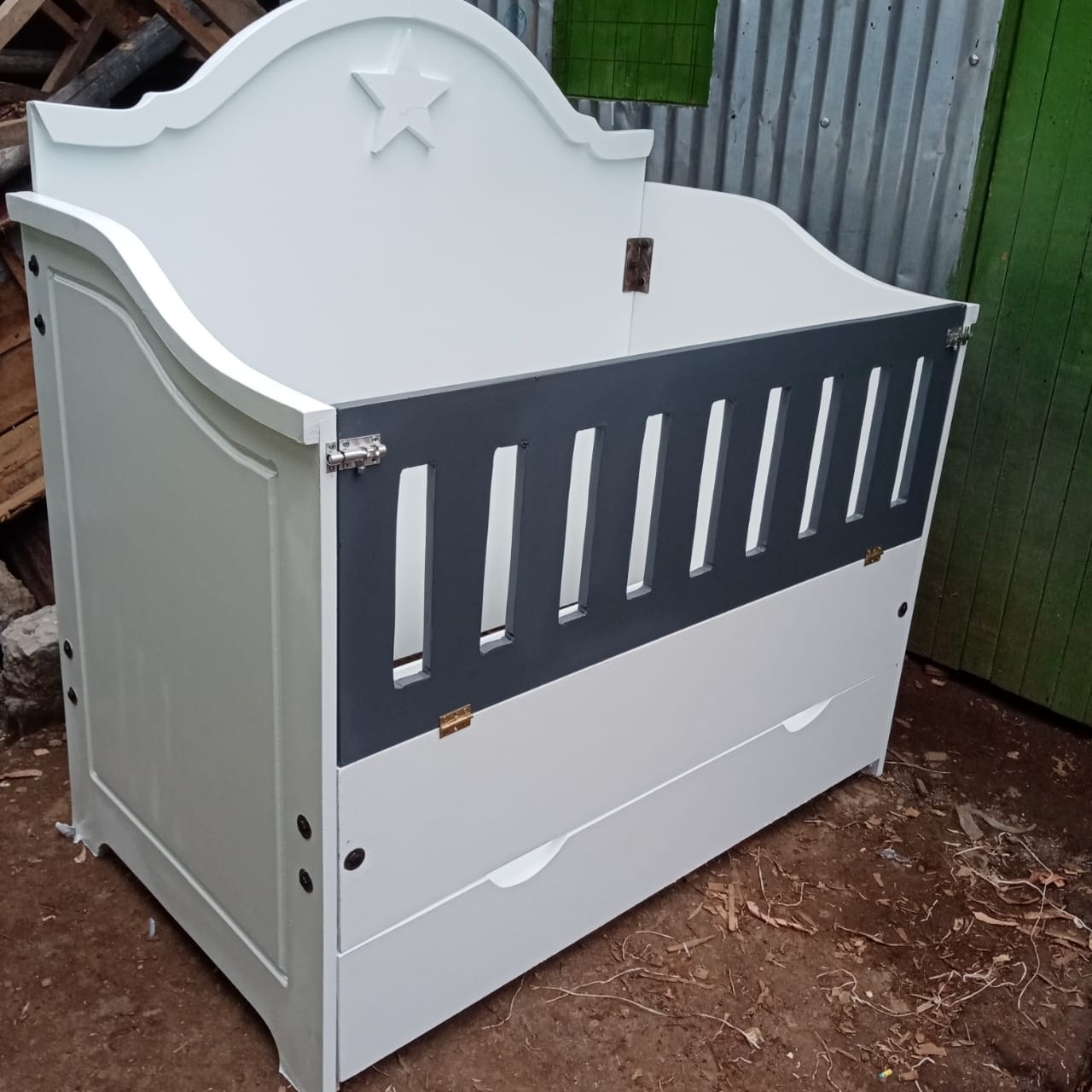Hakuna matata furniture designer