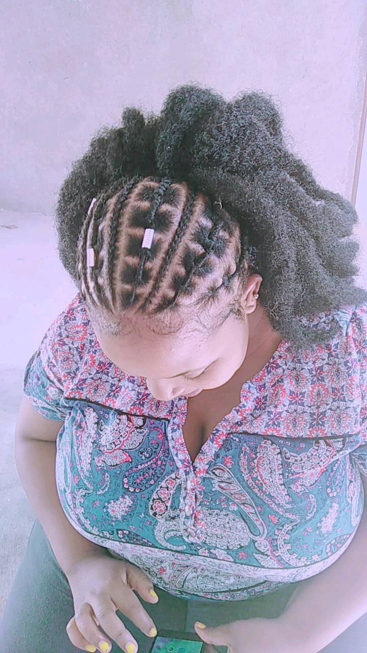 female-touch-hairstyle-pty-malelane