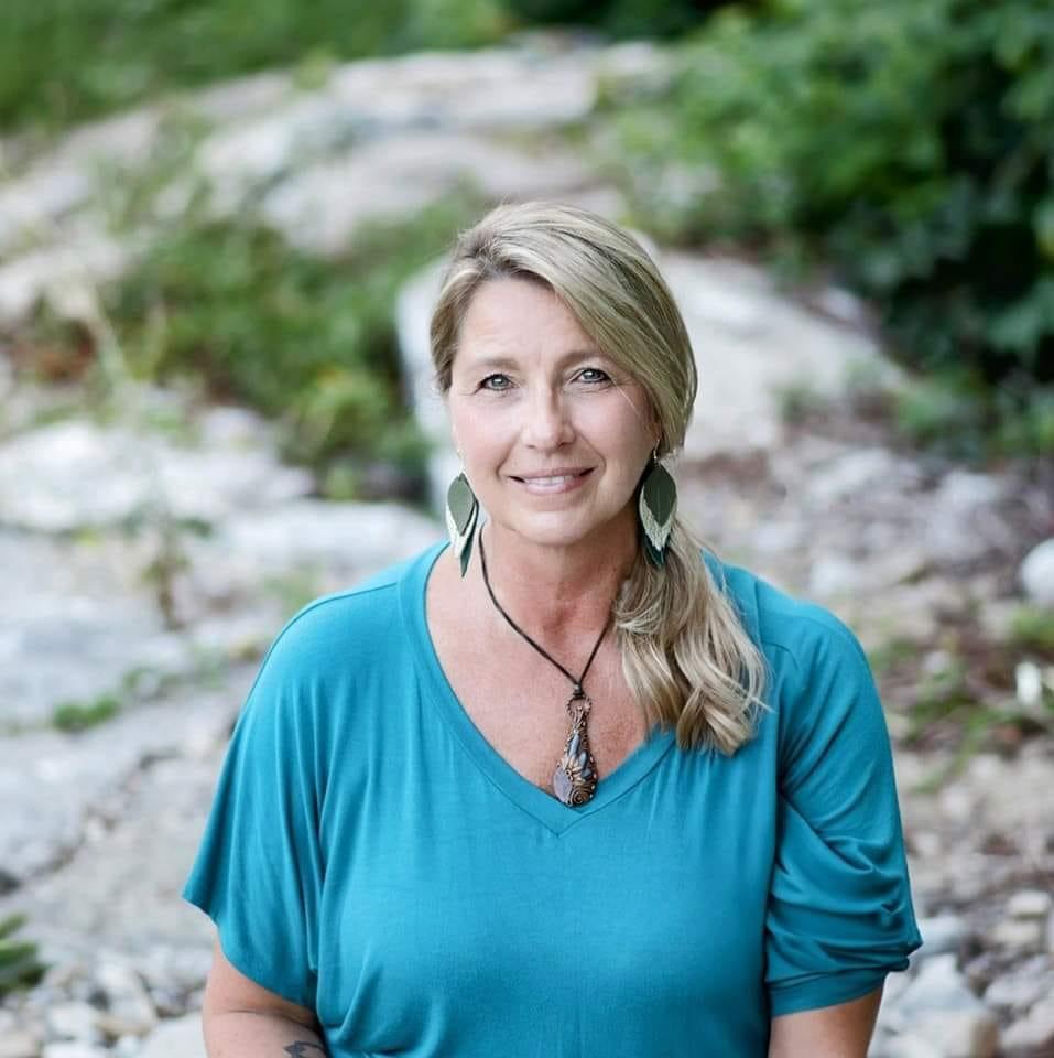 Holistic alternatives massage therapy with kristine predmore lmt