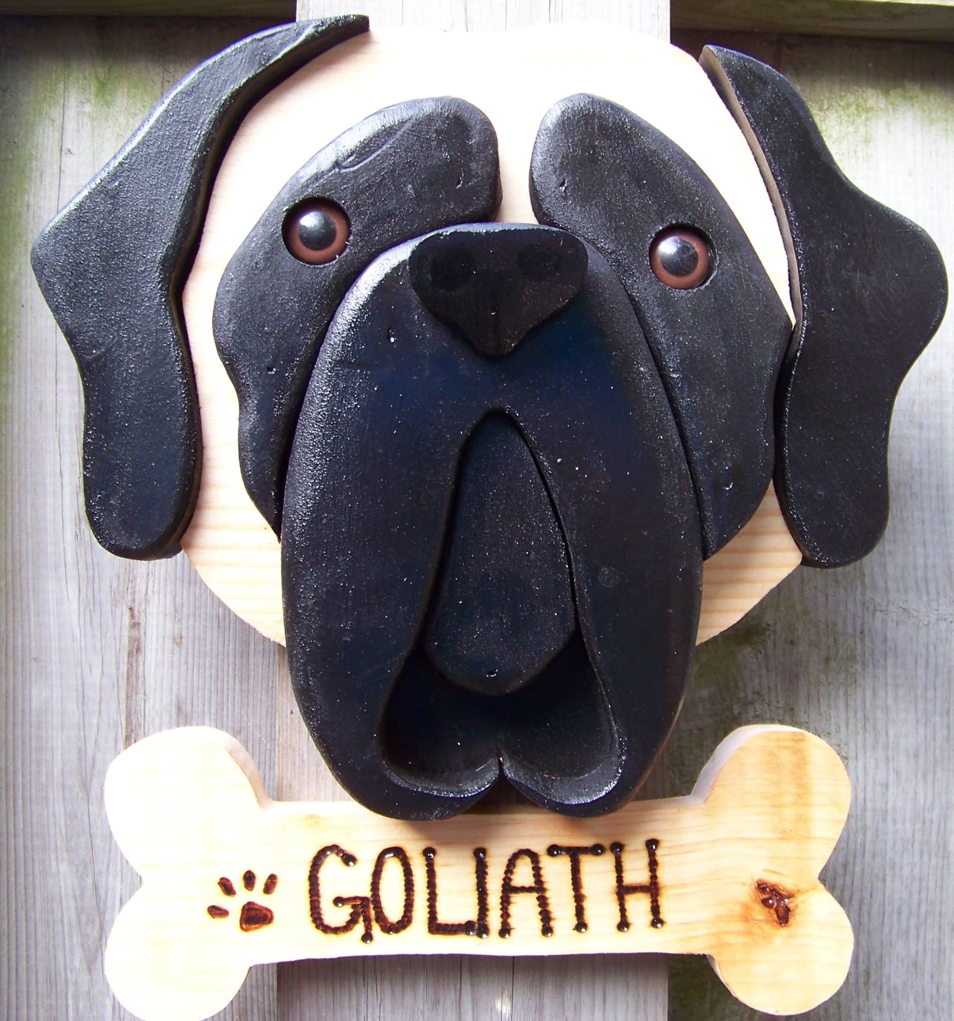 Dogpatch Dog Head Plaques