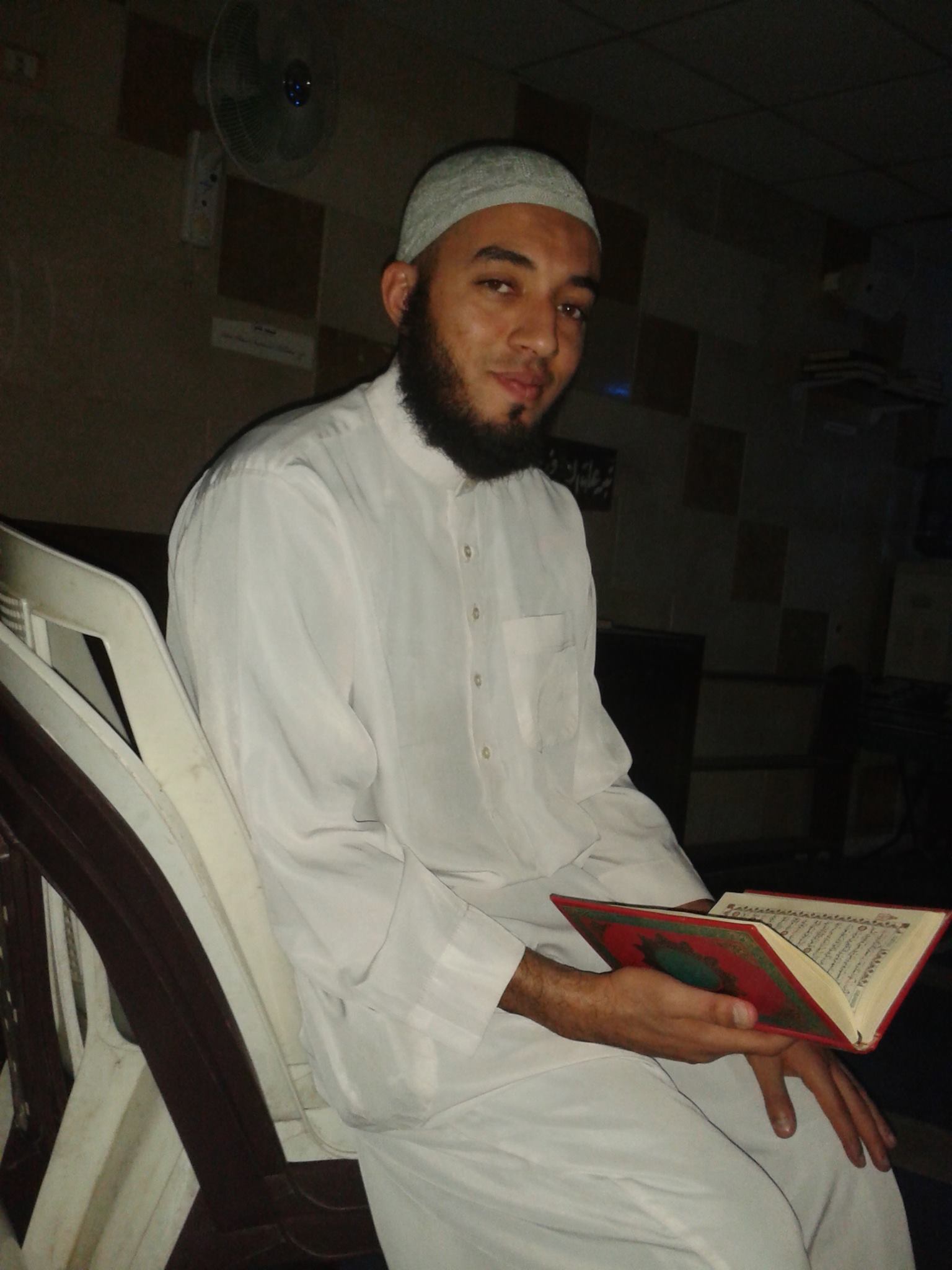 الشيخ عمر مهدي شراقة