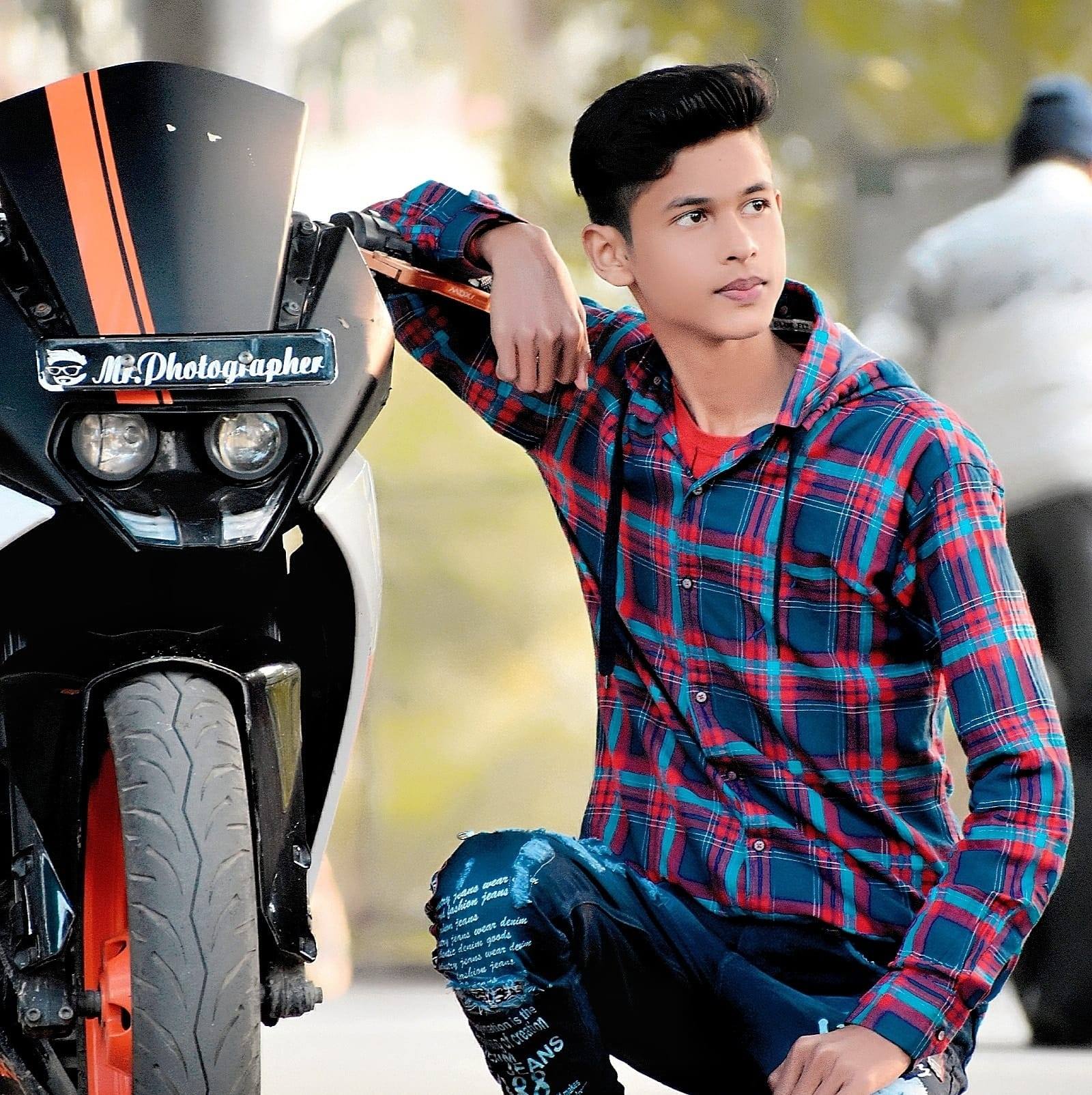 Model_Smarty_Yuvi