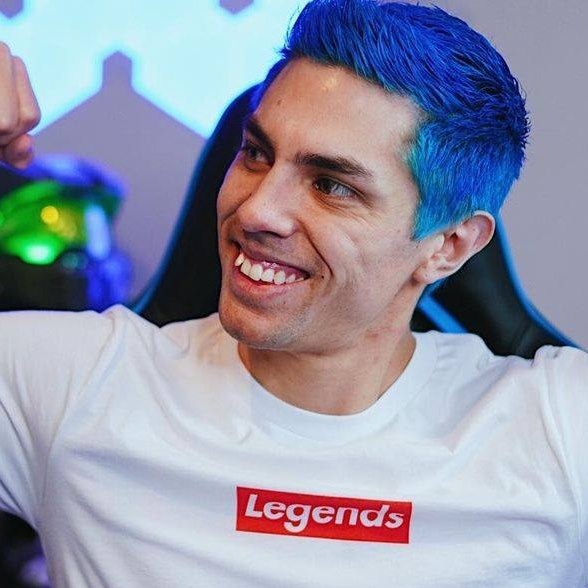 Apex Highlights! Join the live to hop in! #ApexLegends #Apex # ...