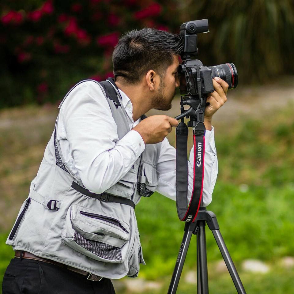 Caesar Reyes Photographer