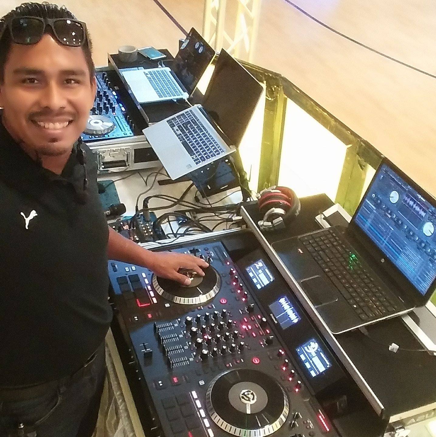 Dj Ricky Ricardo