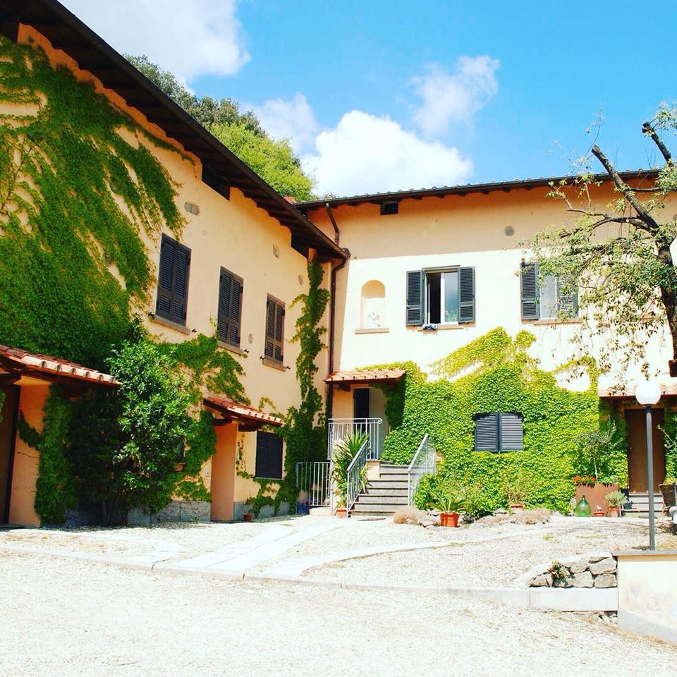 casale-sul-lago-castel-gandolfo