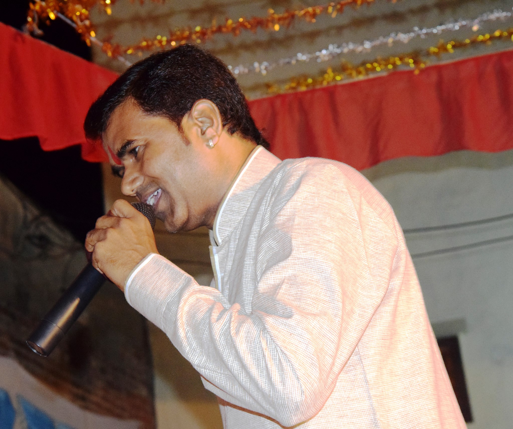 Singer Rajesh U Jain