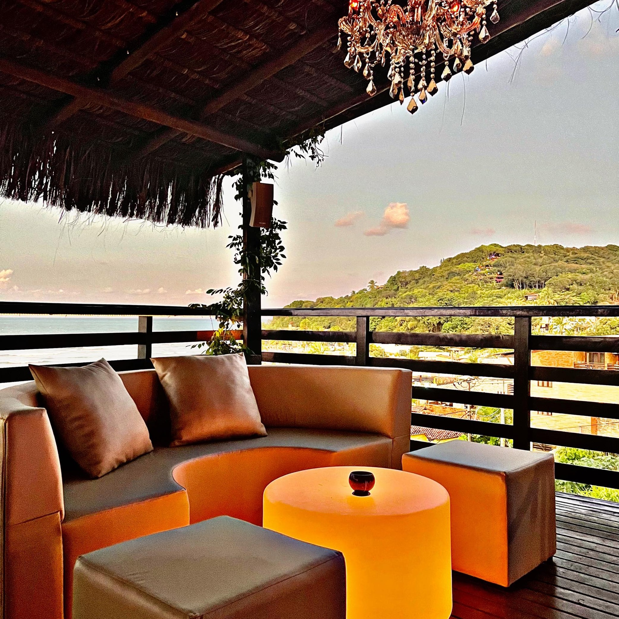Ágora Lounge Bar - Pipa