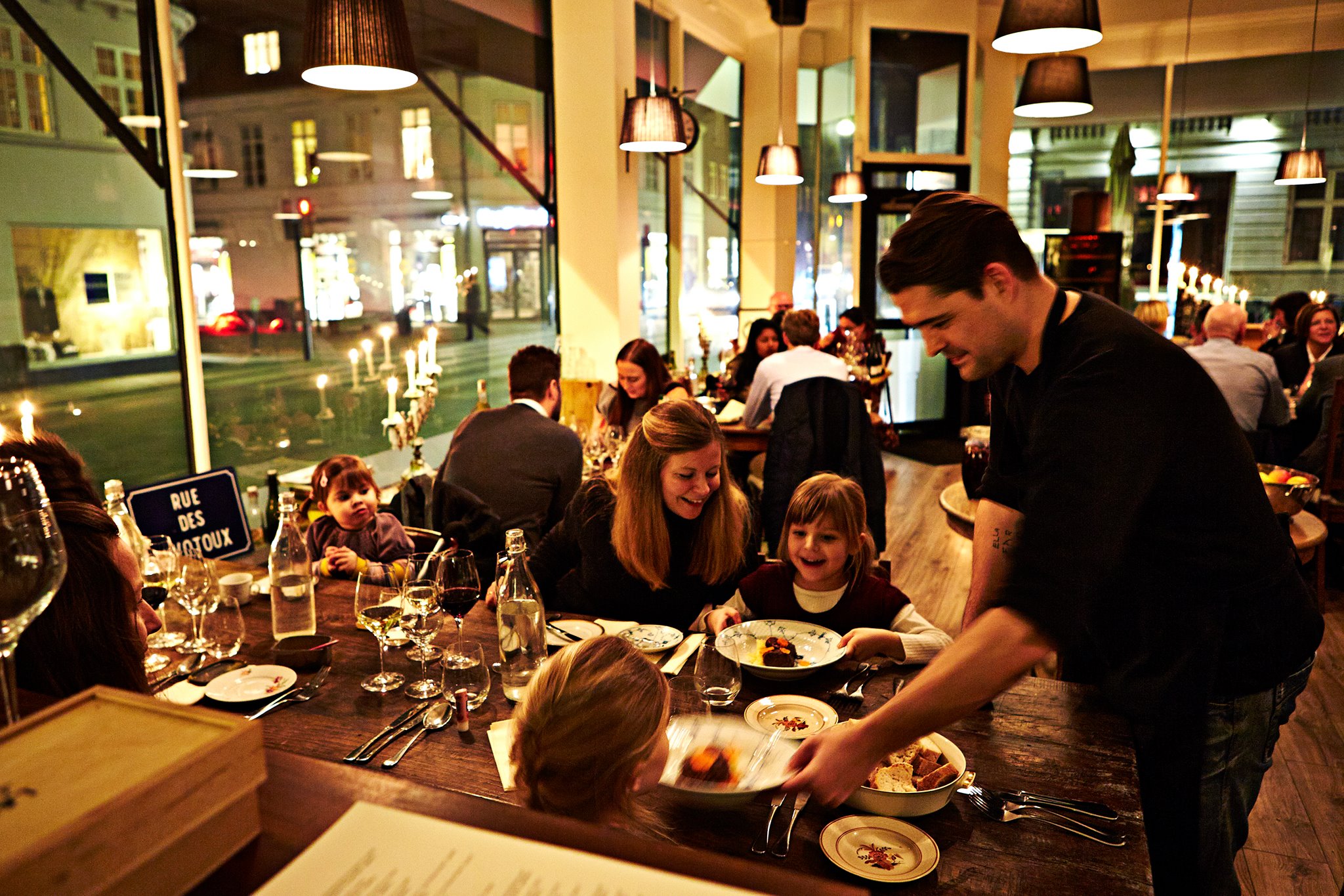 Vi afholder salg af vores inventar med... - Restaurant No. 61 | Facebook