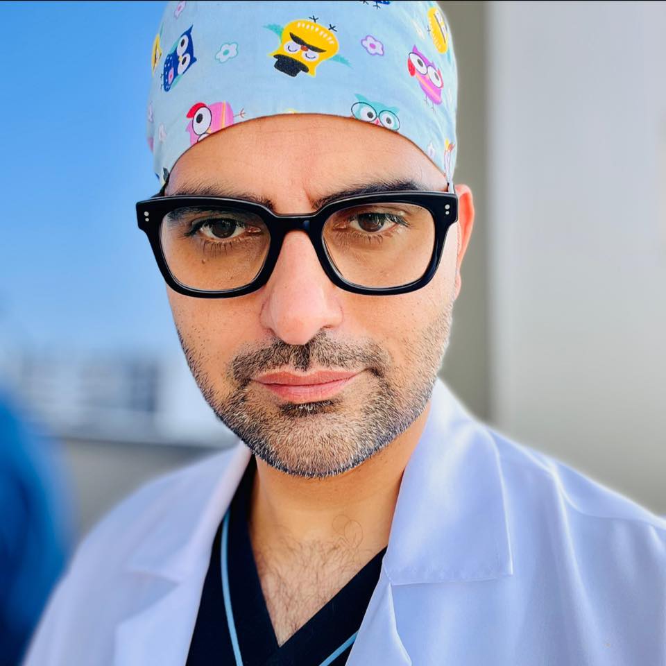 Dr. Manish Raj, Interventional Spine & Pain Clinic | Dubai