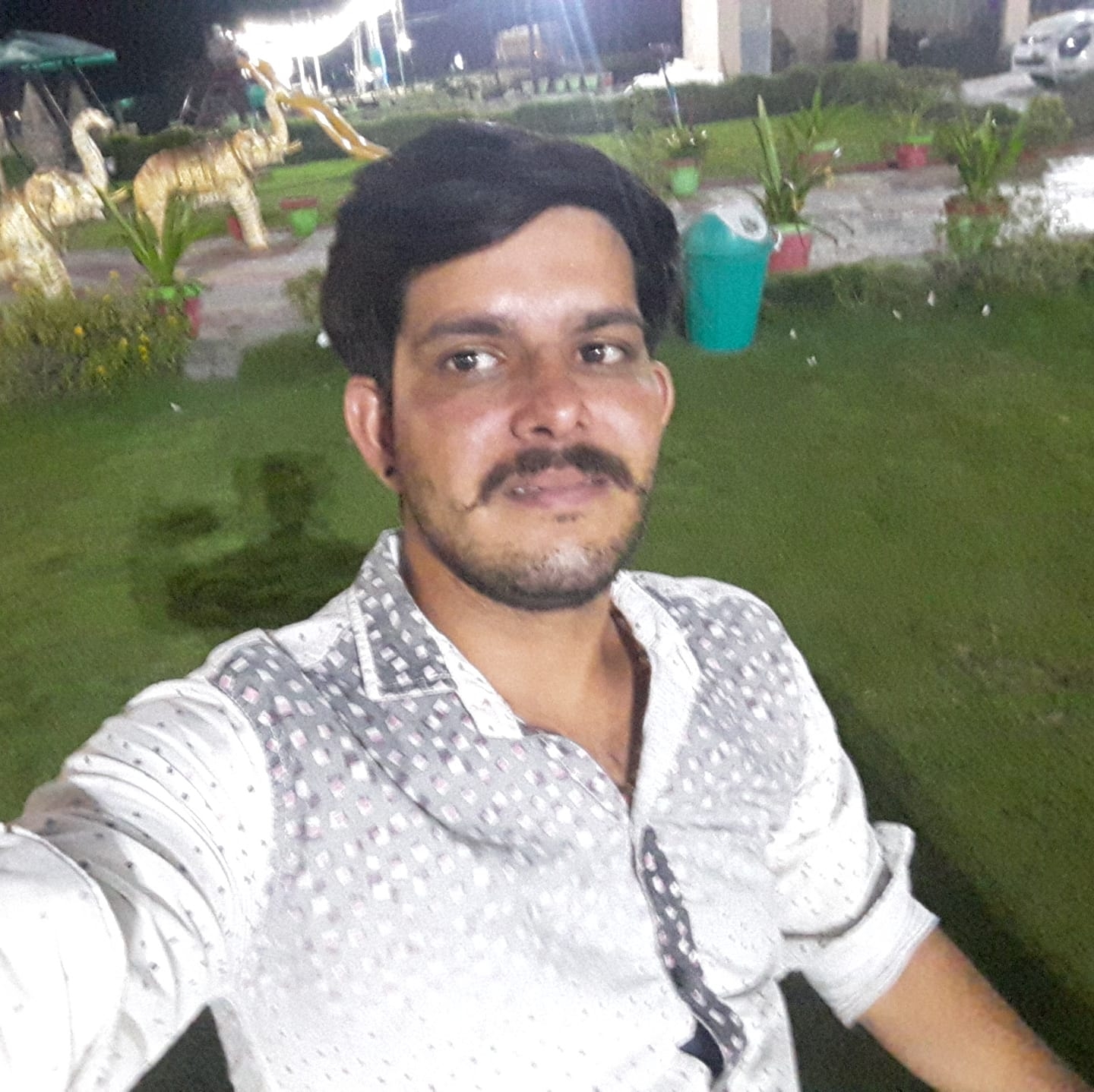 Parnit Tour & Travel Hisar