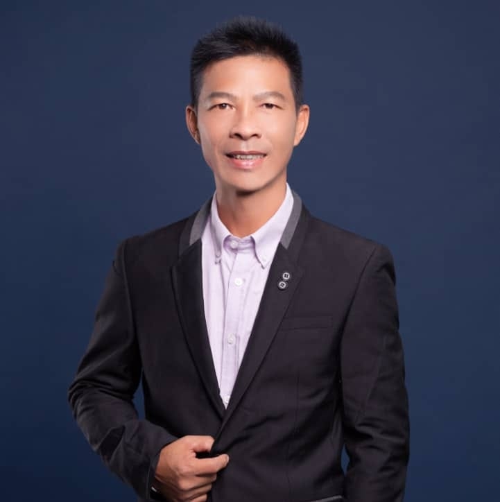 Vooi Min Foo 《富哥》甲板集团业务发展经理
