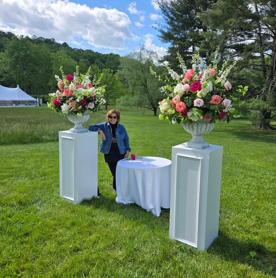 A summer favorite! So romantic! Belmont Manor & Historic Park Living ...