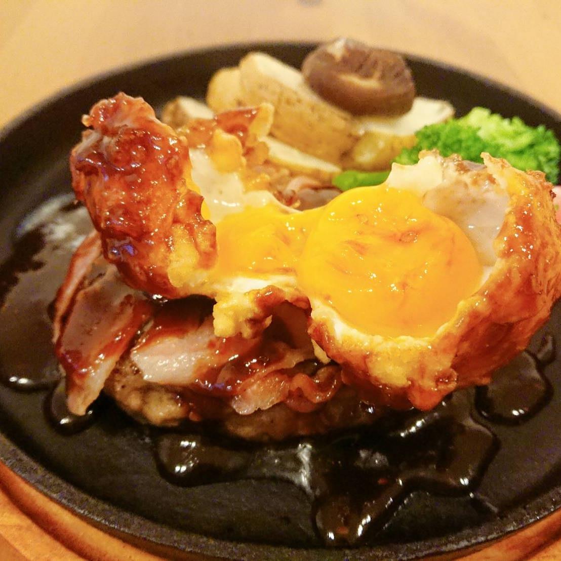 和牛 ハンバーグ e cafe