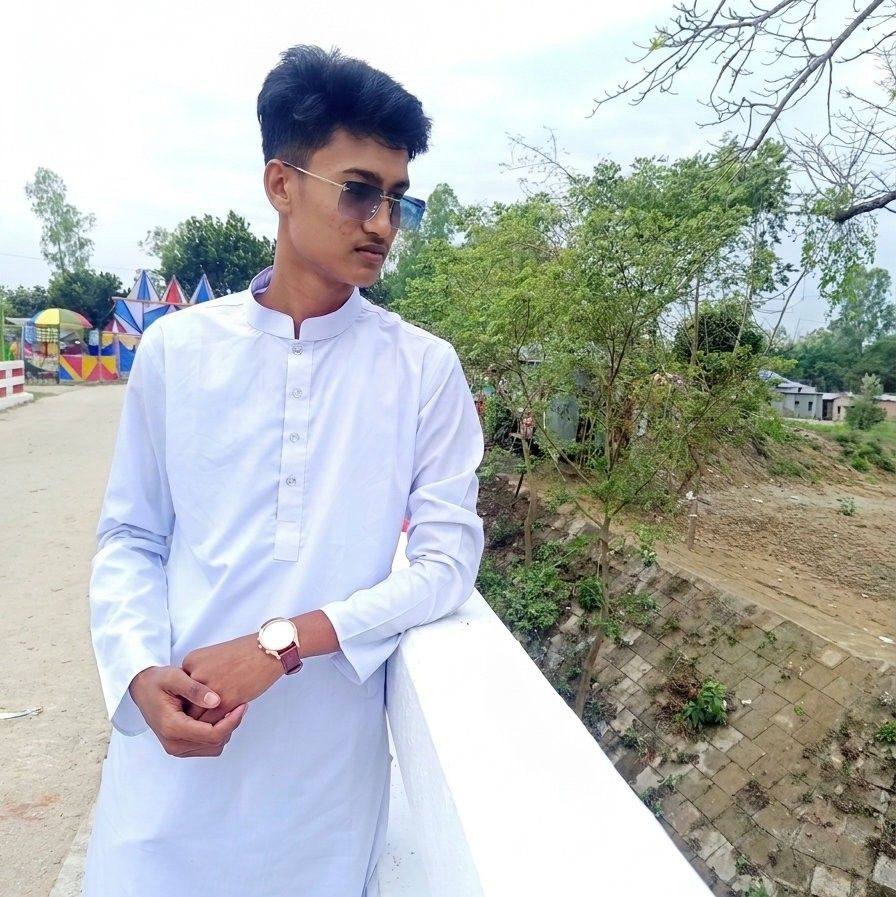 Ratin Rifat