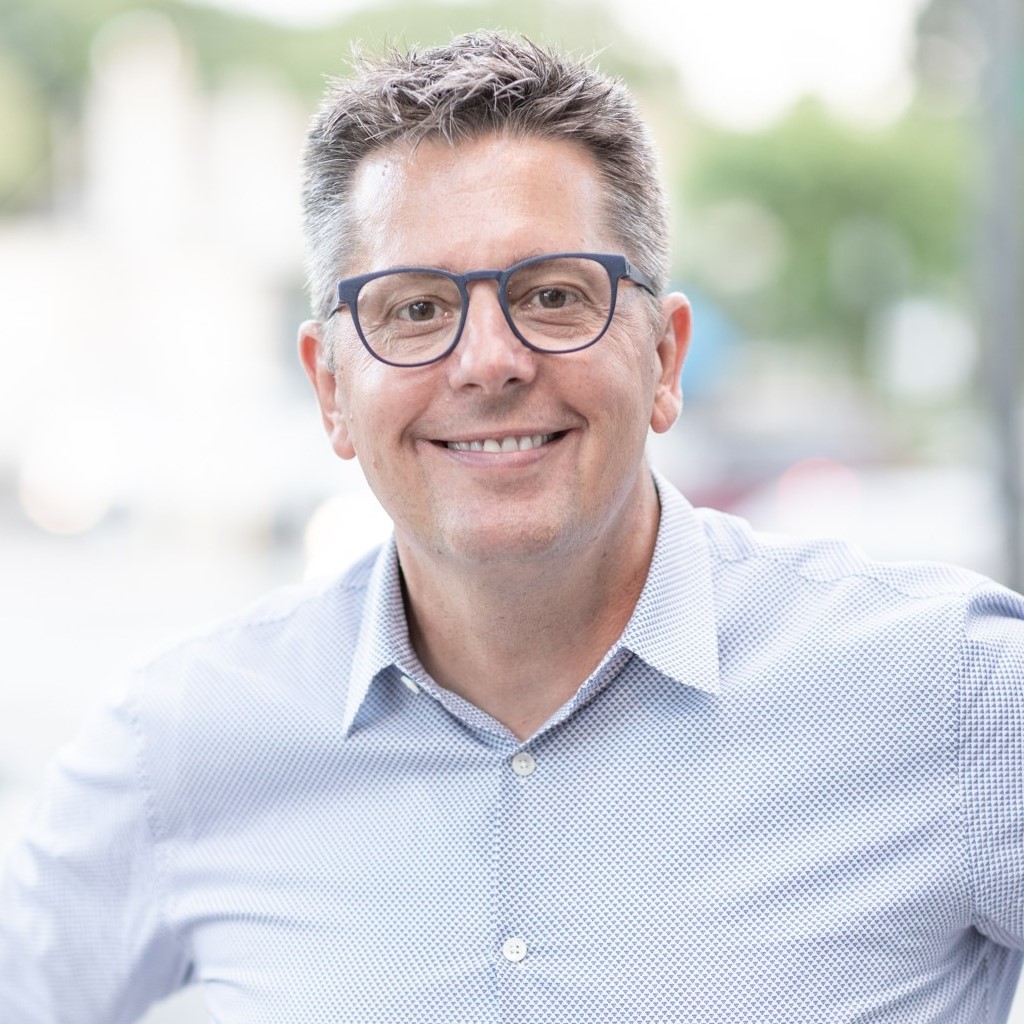 Dr Ryne DeVries DC