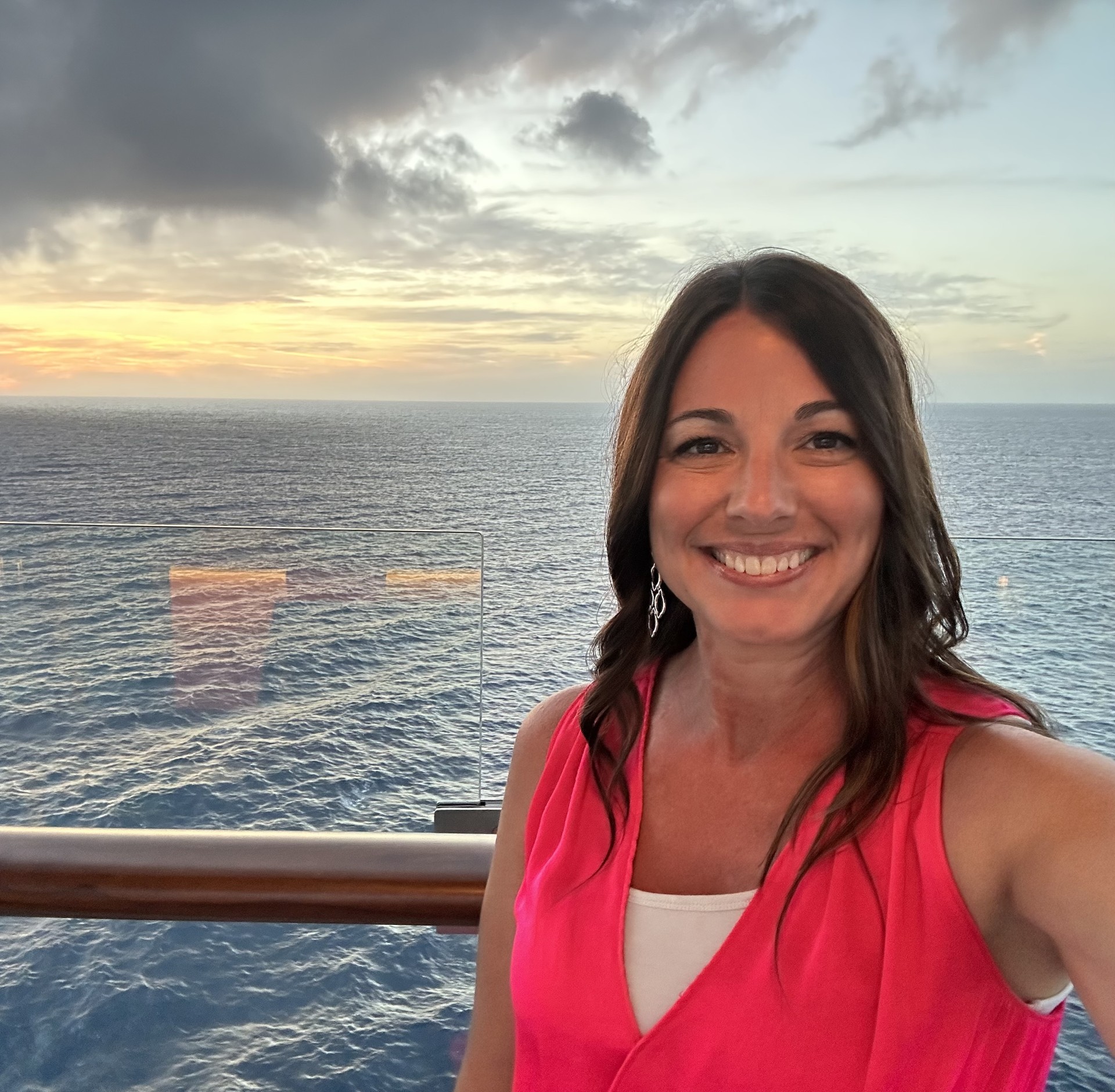 Breaking... - Kim Viravec with Magical Moments Vacations | Facebook