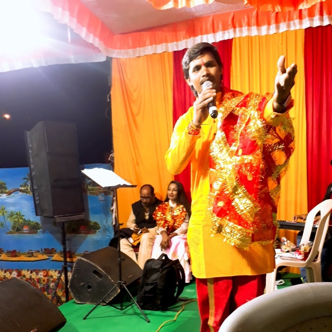 Vijay Shukla Bhojpuri Singer Surat