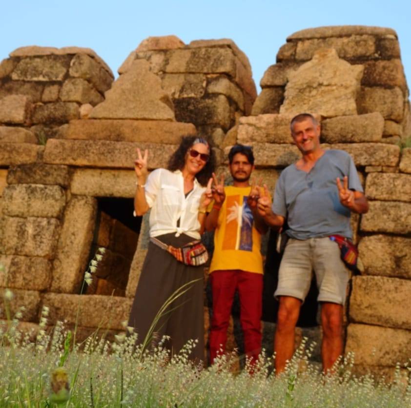 Raju Travels - Organized Trips In India | Khajuraho