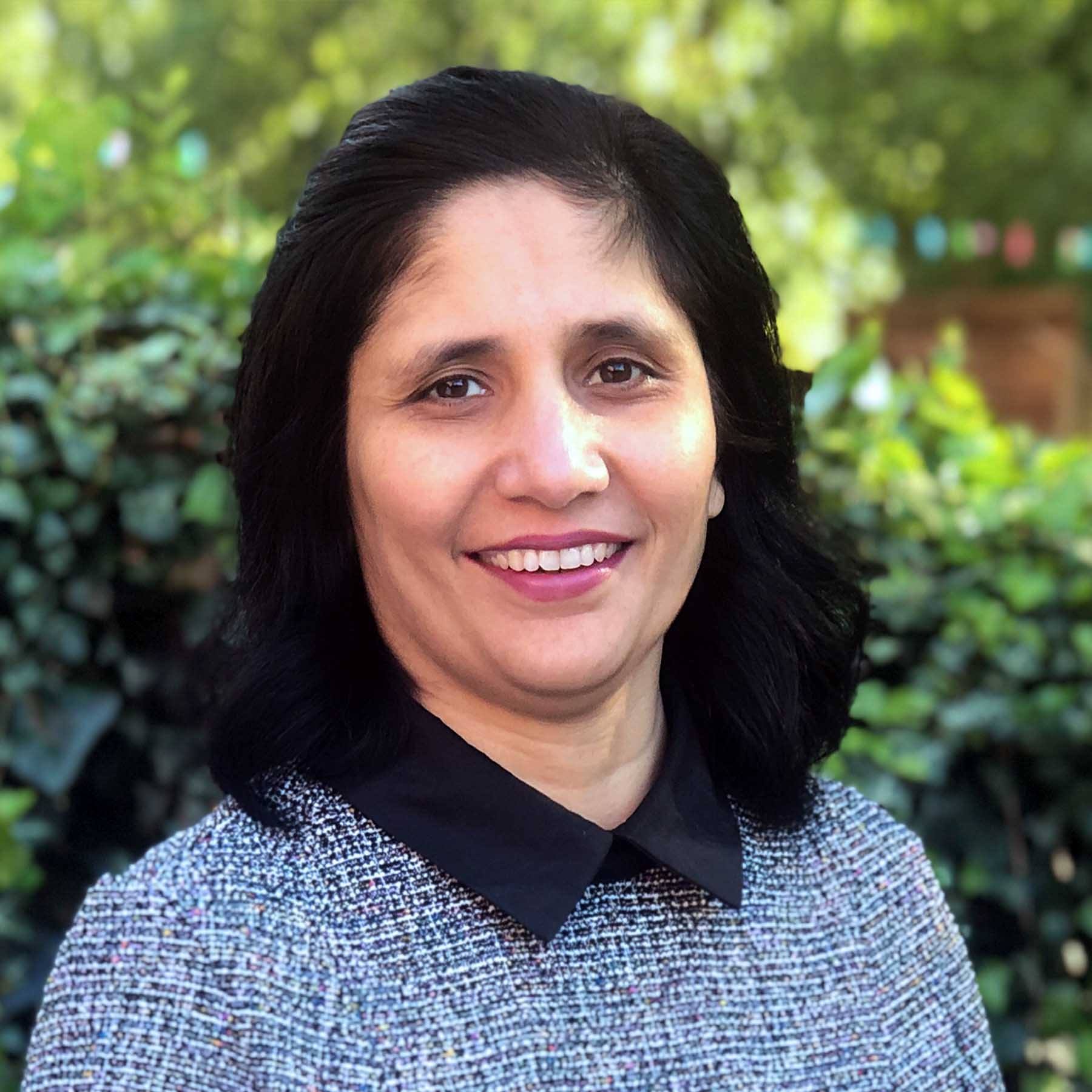 Dr Iram Qureshi, PhD, FHEA