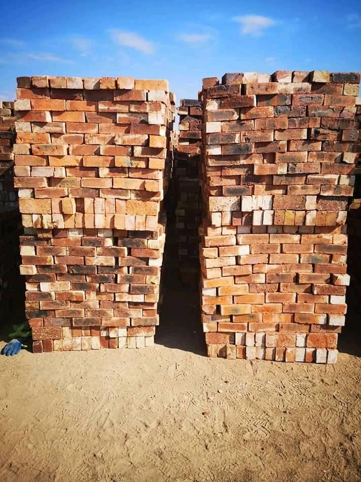 T&T supplier quarry's & Bricks