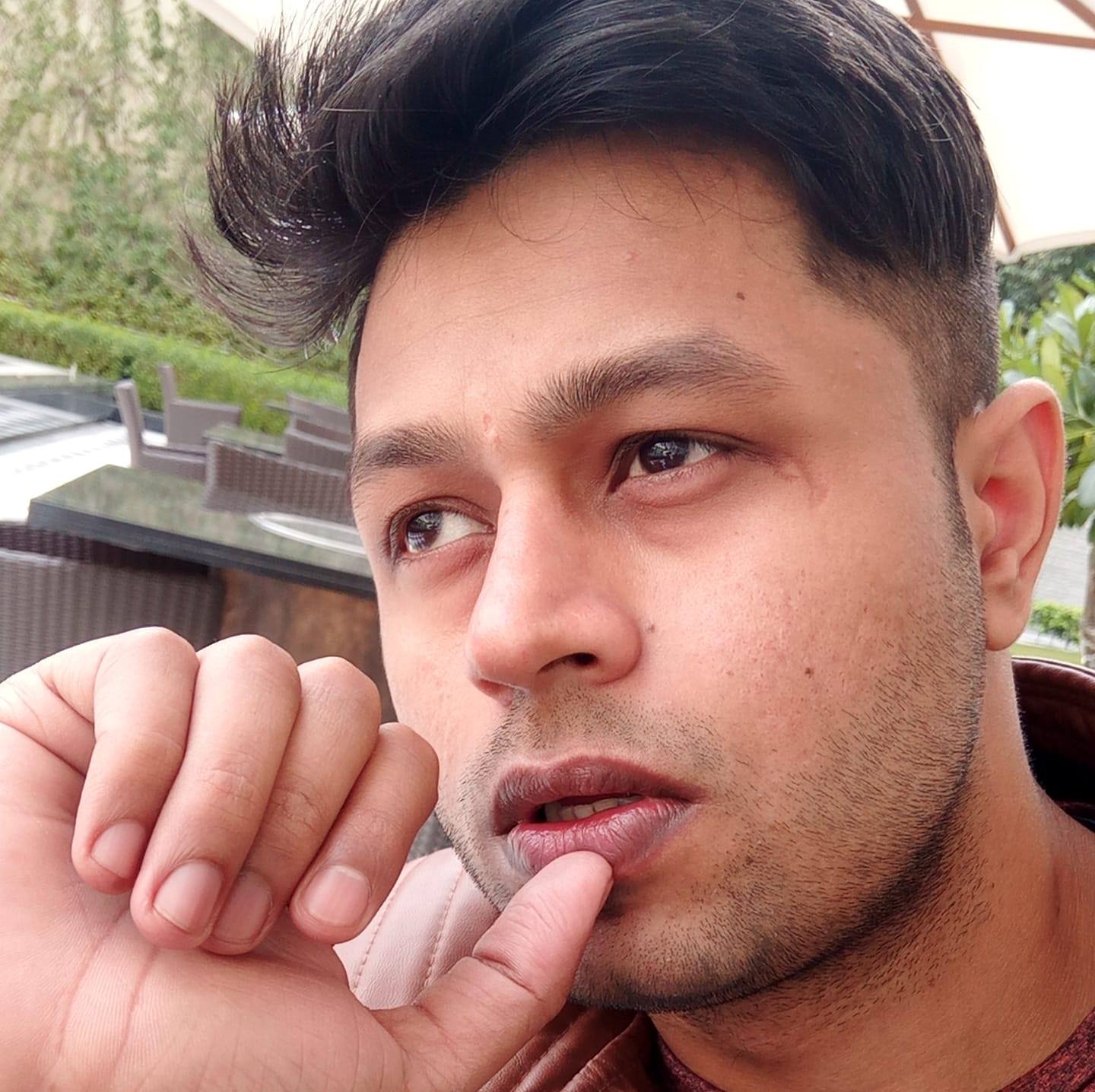 RJ Rahul Chahar - मन वो सफ़ेद कपडा हैं जिसे जिस रंग में डुबो दोगे उस पर ...