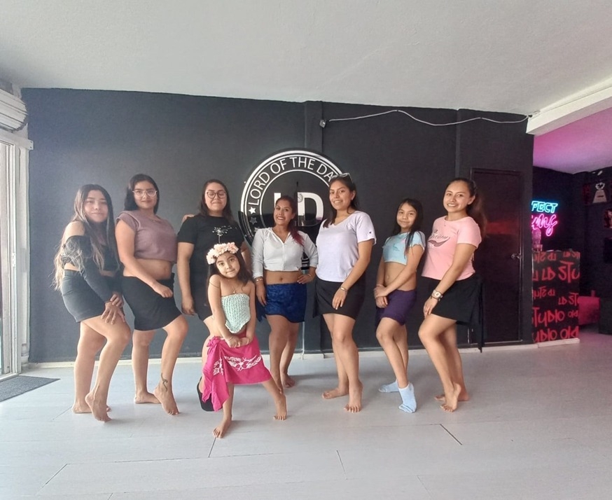 Danzas Polinesias Ulani