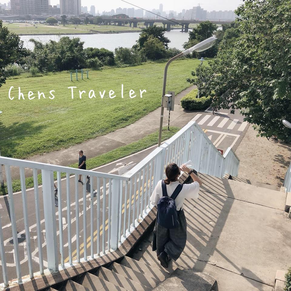 橙柿旅人 Chens Traveler - 📍Taiyuan Station, 台中 - 陽光就是最美好的濾鏡， 曬得頭昏腦脹的假期結束了 ...
