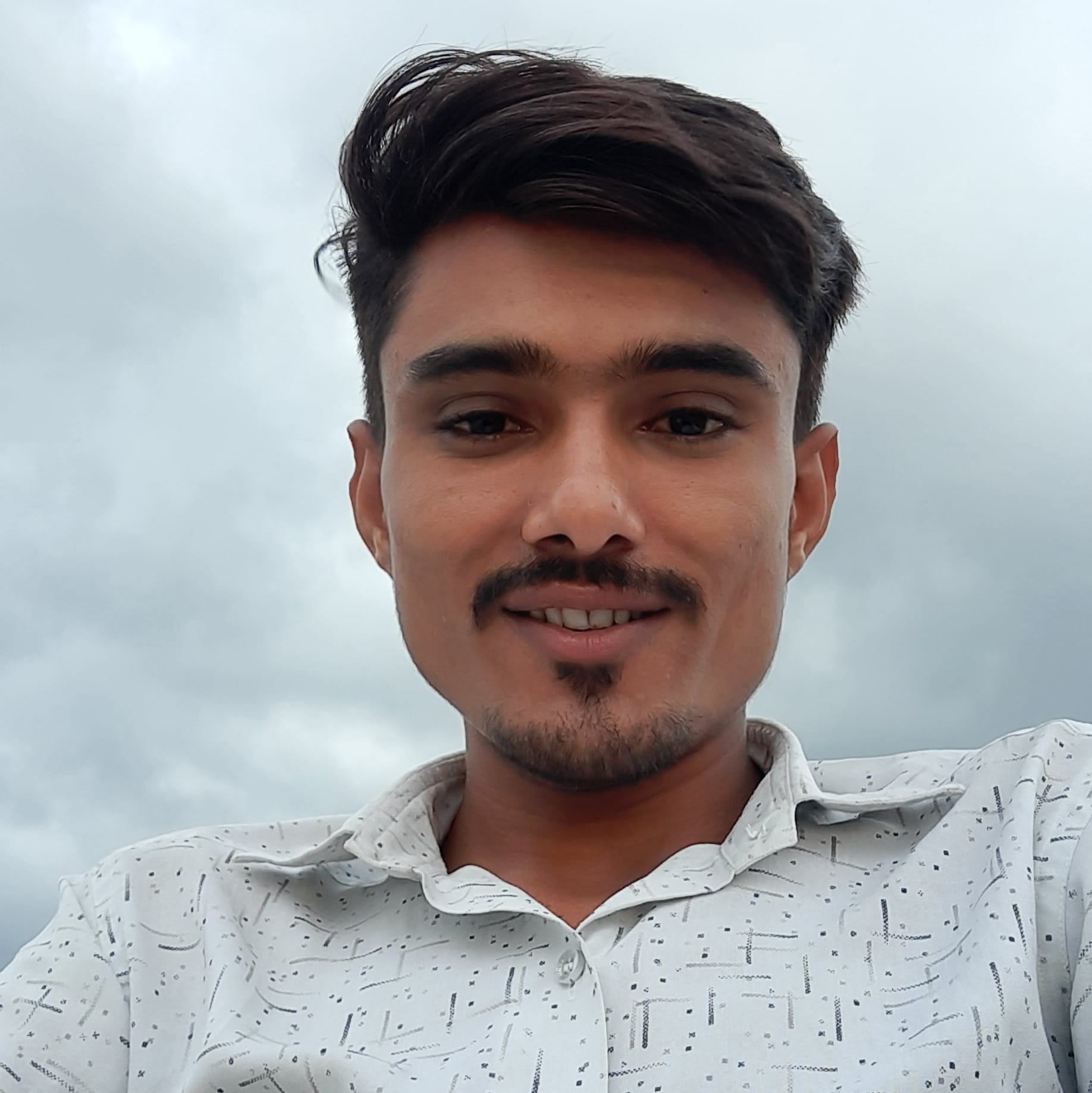 Mukesh R Chaudhary