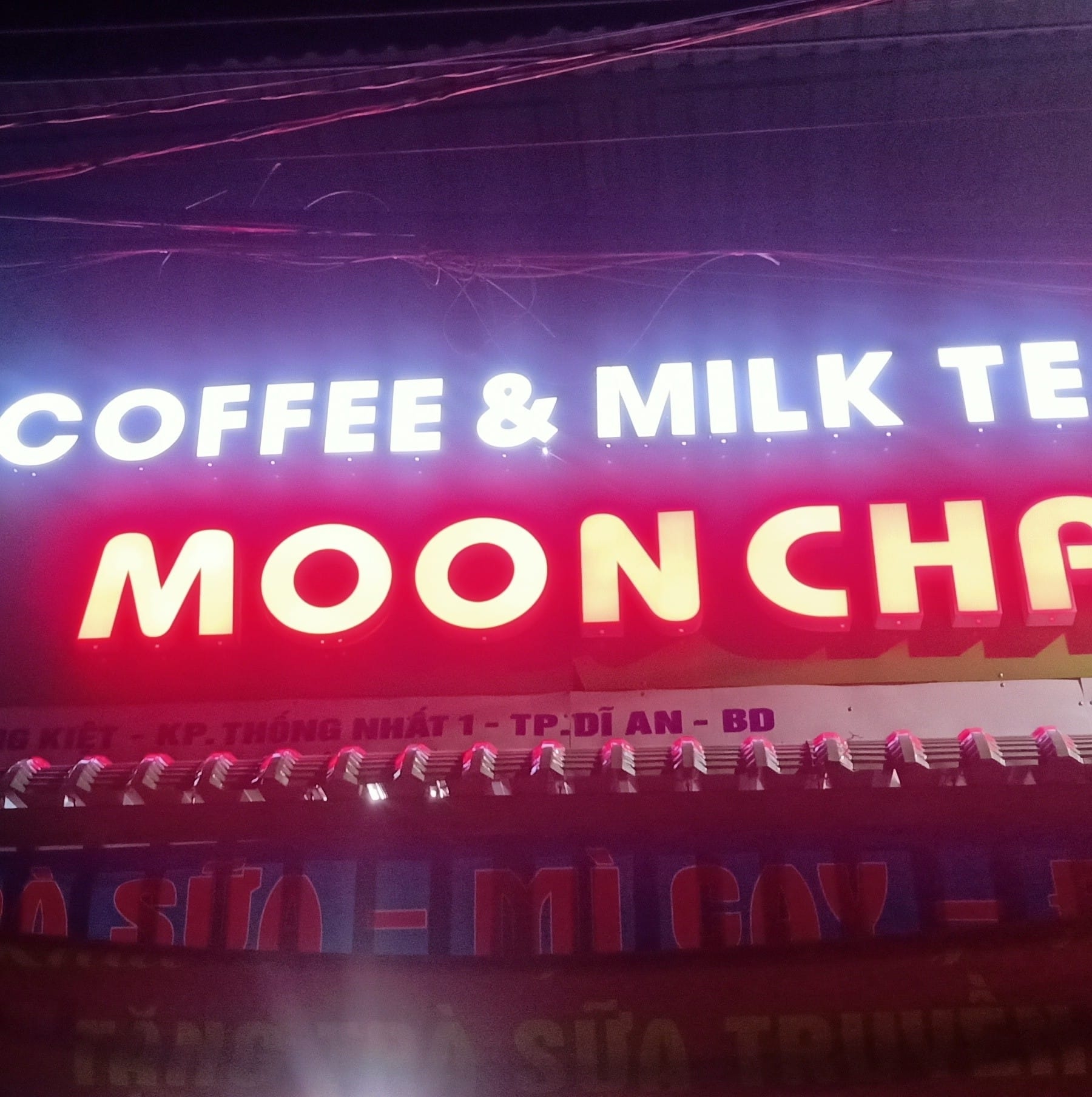 Mooncha milk tea & mỳ cay