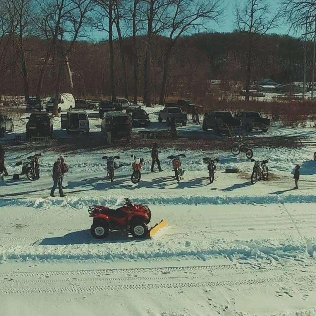 Illinois Ice Riders
