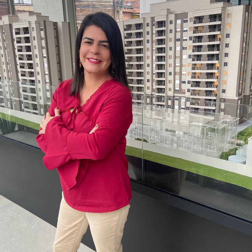 Elaine Sousa - Corretora de Imóveis
