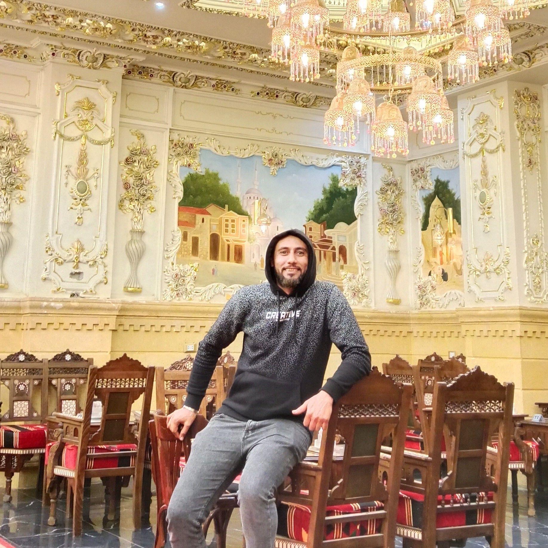 Sabri Mustafa for Decoration
