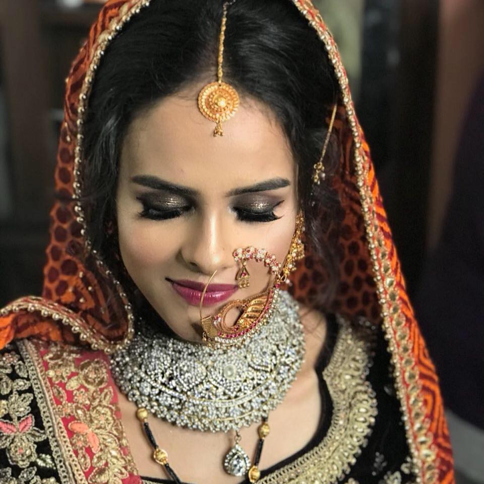 Aashna rai makeup artist