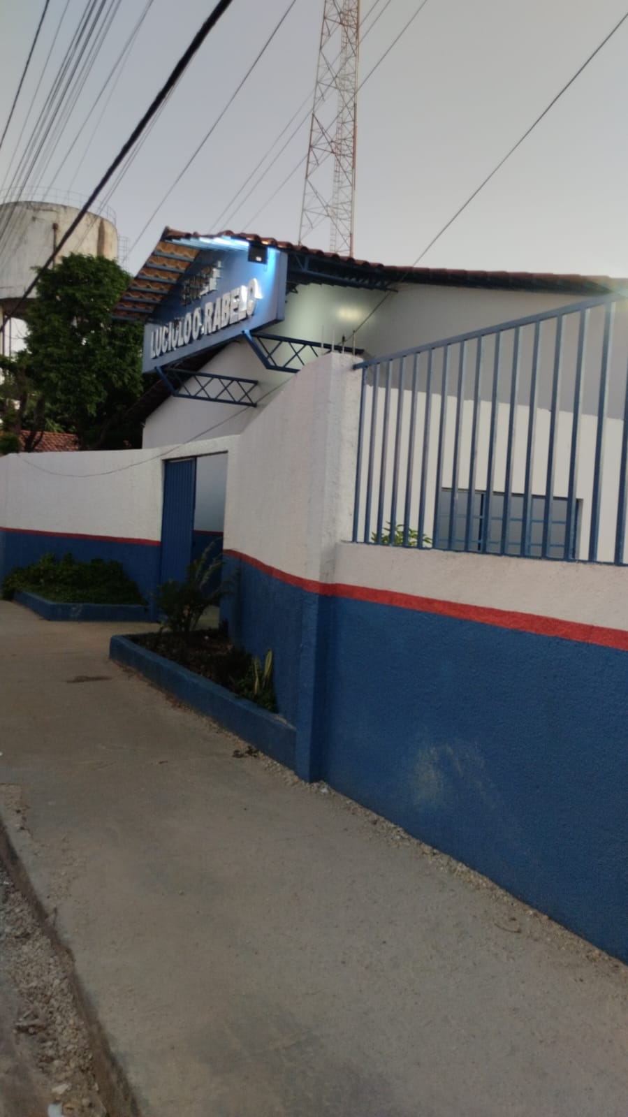 EMEF Lucíolo Oliveira Rabelo