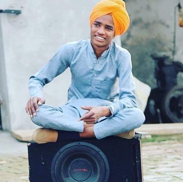 ਮੁੱਖ ਮੰਤਰੀ Mukh-mantri