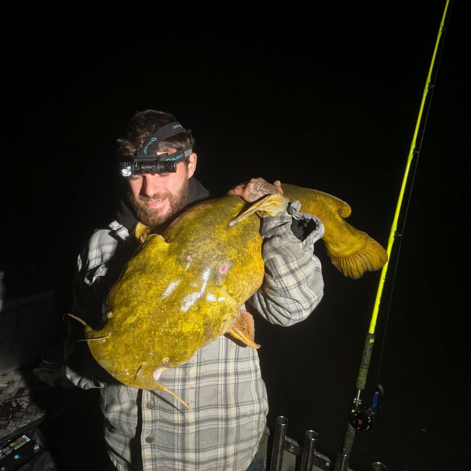 I finally got one on this SlimeCat Rods, and Dr.Fish Tackles long shot ...