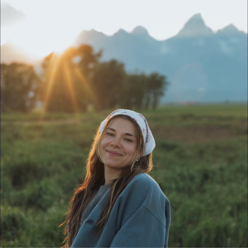 Adrianna Lynn Photo