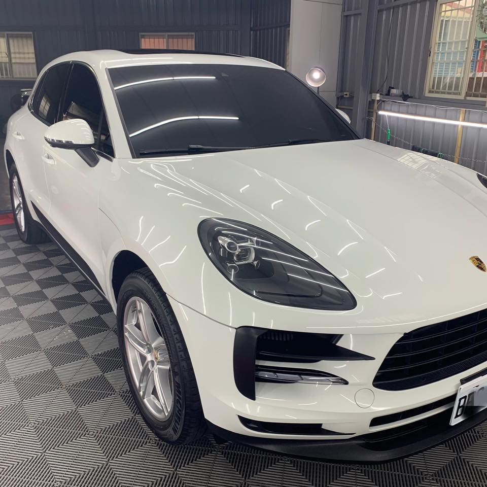 CARlG極緻車體工藝 - 小店正式初六開工 請大家祝福小店 鼠來寶，財源廣，鴻圖大展 鼠為生肖首，春乃歲時先... | Facebook