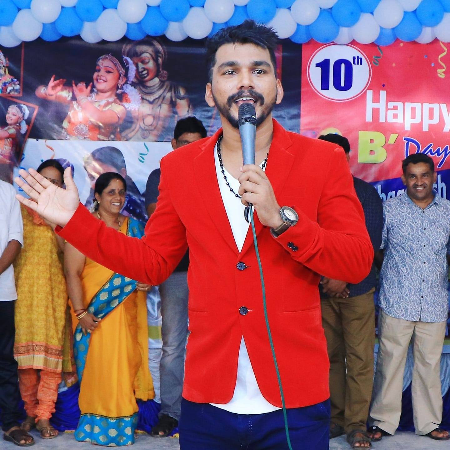 Shashi kumar kuloor Anchor / Singer